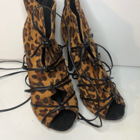 Leopard print heels - Picture 1 of 4